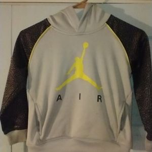 Boys 5 Jordan hoodie